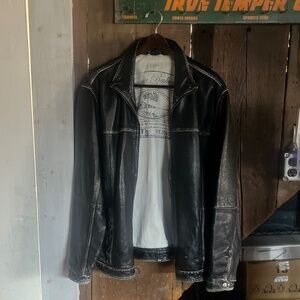 Men’s Tommy Bahama Distressed Leather Motorcycle Jacket - Size Large